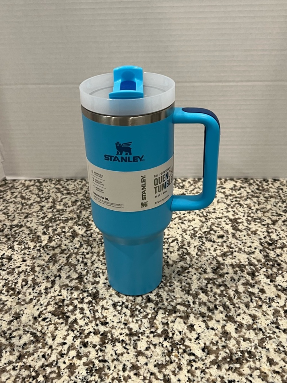 Stanley Blue Quencher Travel Tumbler with Handle 40 Oz New